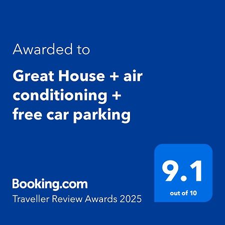 Great House + Air Conditioning + Free Car Parking Manchester Buitenkant foto